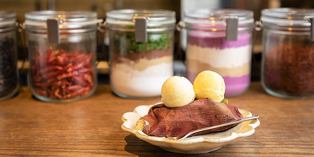 【大阪・梅田】サツマイモが主役の「蜜香屋BATATAS」でお芋三昧！スイーツから食事まで