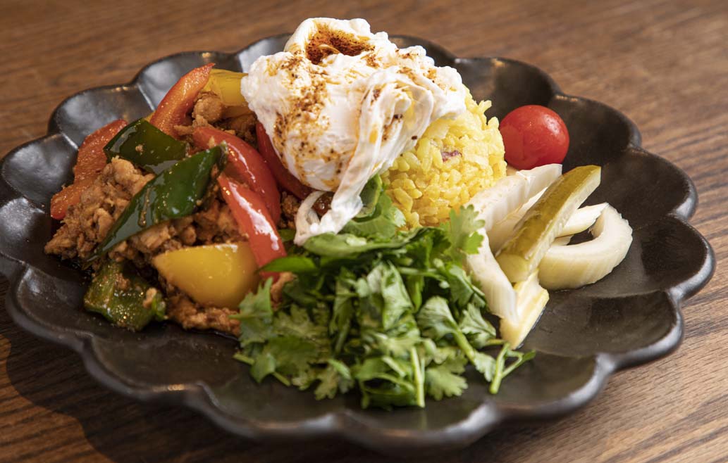 「ハマノガパオ」1100円