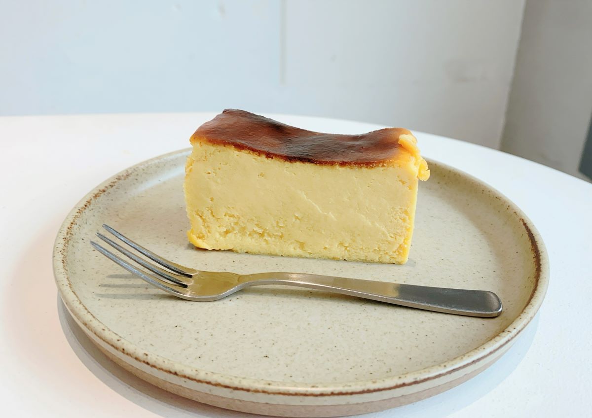 「バスクチーズケーキ」500円