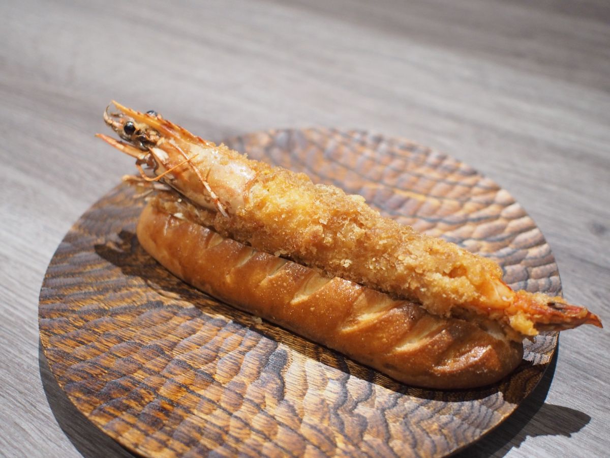 海老フライのヴィエノワ 1512円