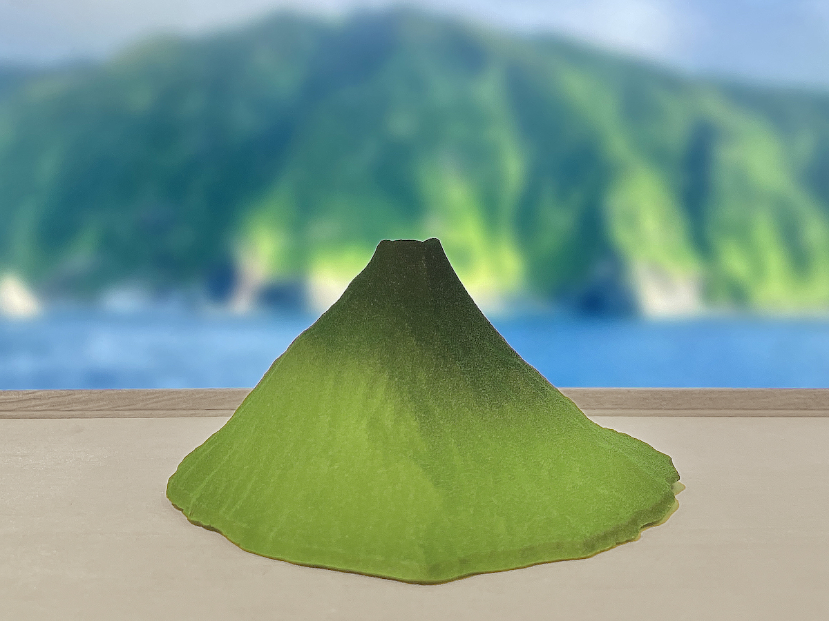 山菓子　八丈島　西山（夏）