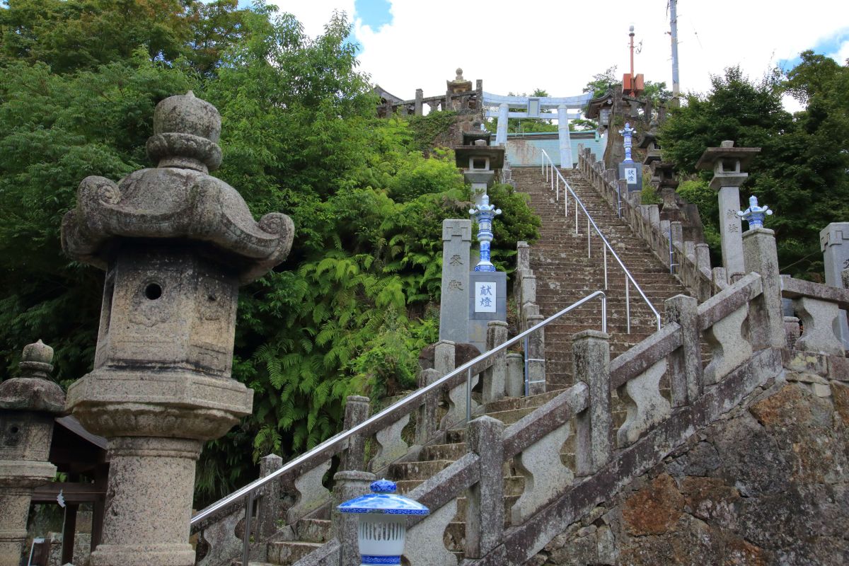 陶山神社