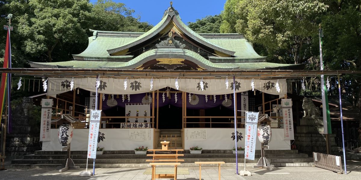 東京のへそ「大宮八幡宮」は厄除けのパワースポット!かわいい御朱印帳や喫茶室も