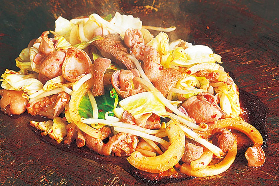 とんちゃん定食(900円)