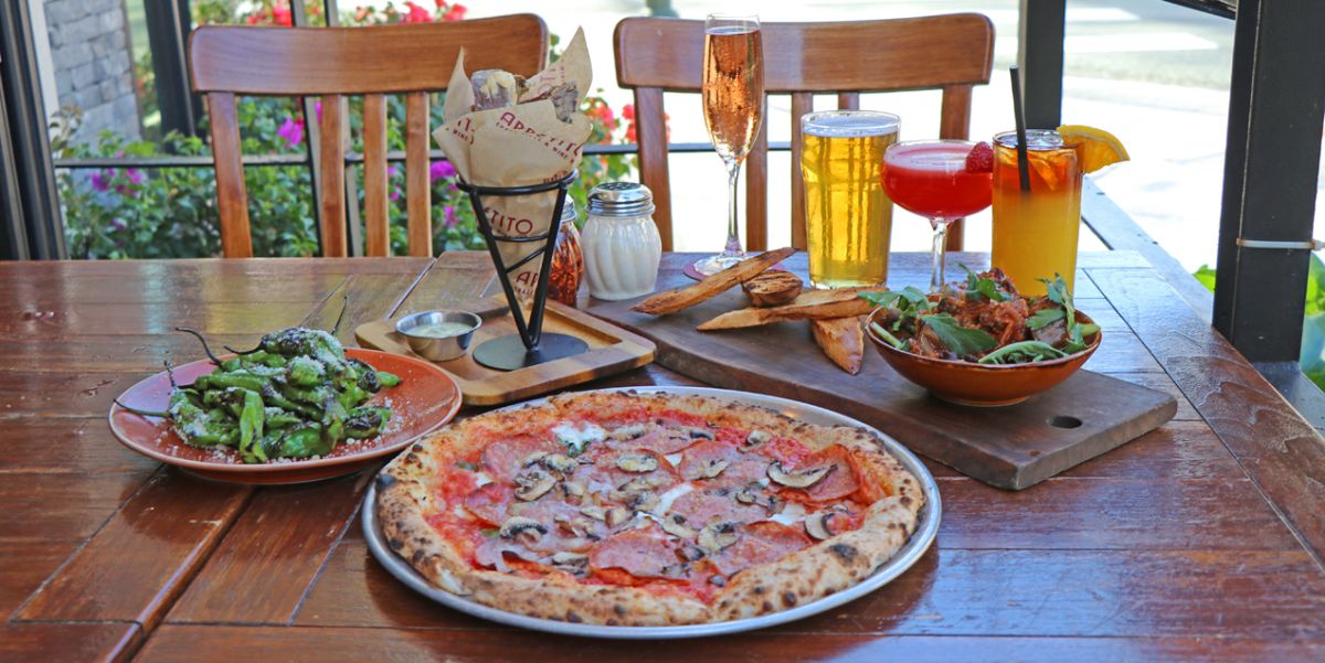 【ハワイ】本格適な薪窯焼きピザが人気の「アペティート」で、おトクなハッピーアワーを堪能しよう！