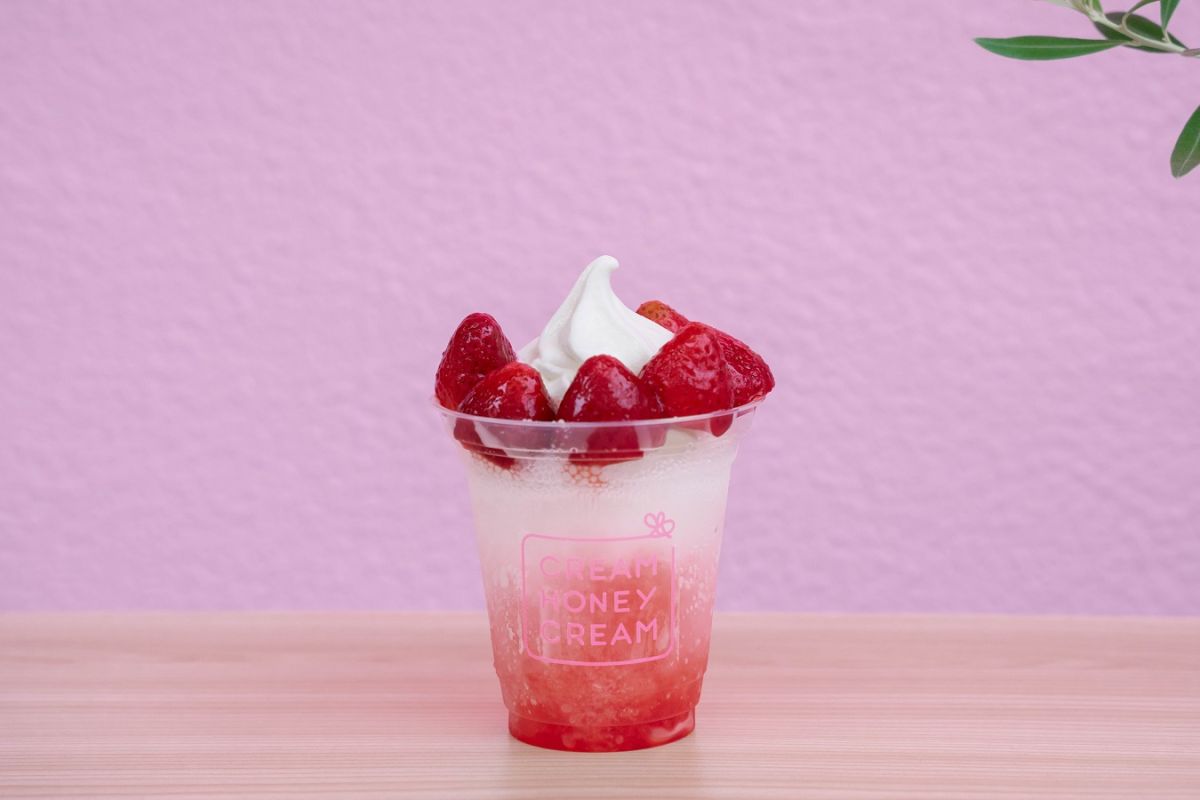 Pinkクリームソーダ【いちご】（600円）