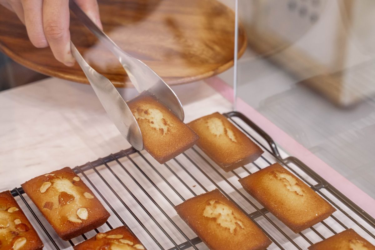 ハニーフィナンシェ （1個250円〜）