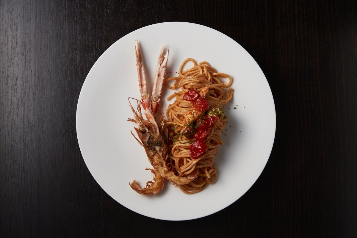 スパゲッティーニ スカンピ チェリートマト 2400円