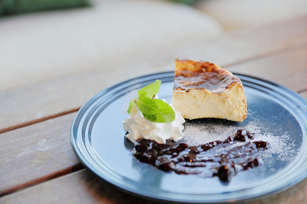 「バスクチーズケーキ」693円