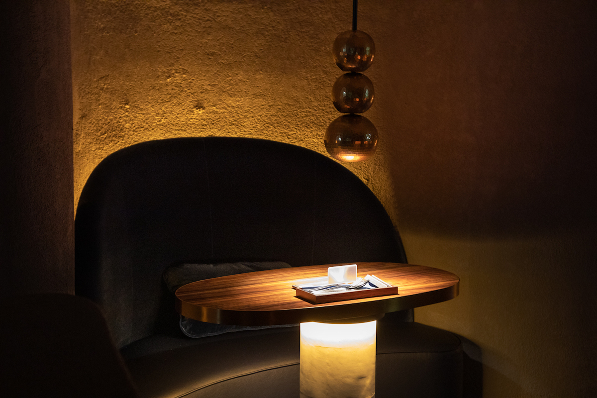 4列目 洞窟ハイバックツーシートソファ