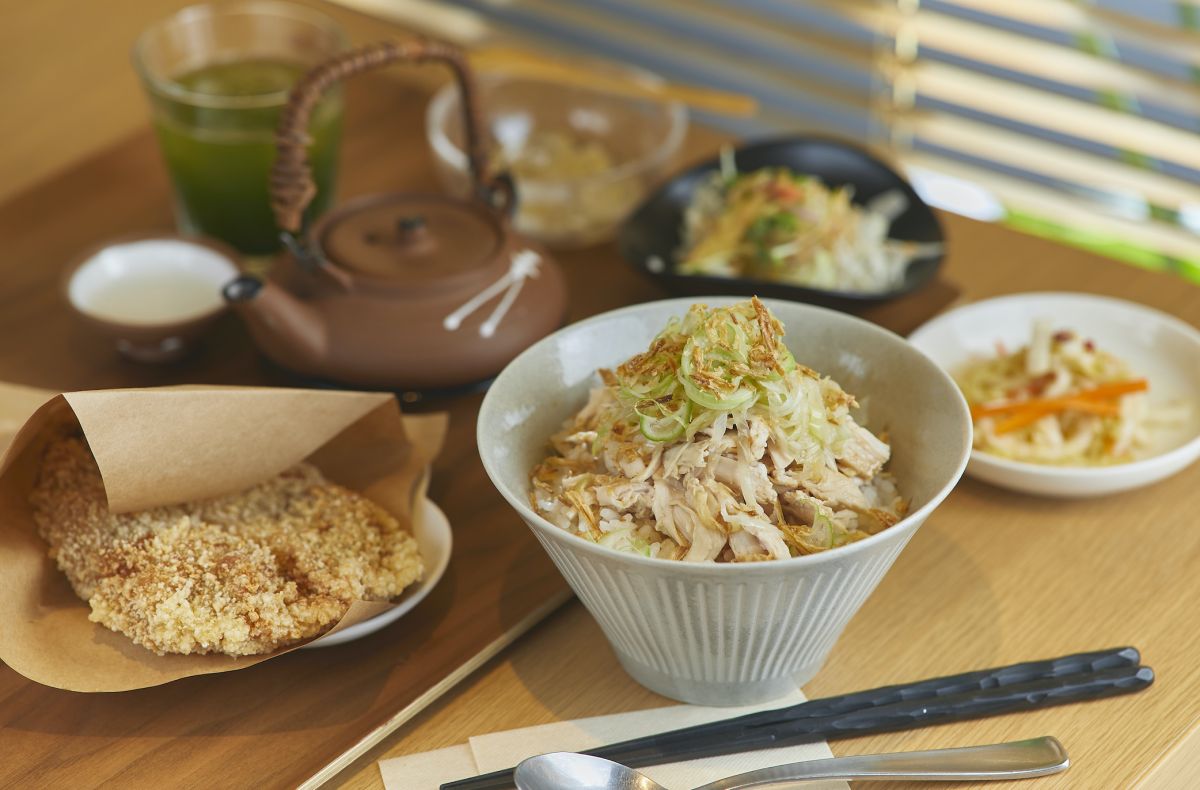 ジーローハン1650円、ジーパイハン1550円