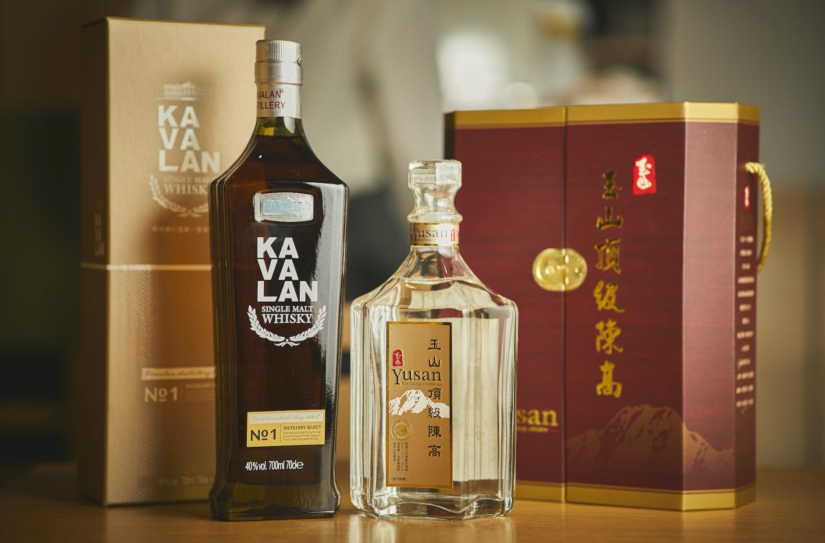 カバラン：ロック600円、ハイボール650円　台湾コーリャン：ロック・ストレート700円