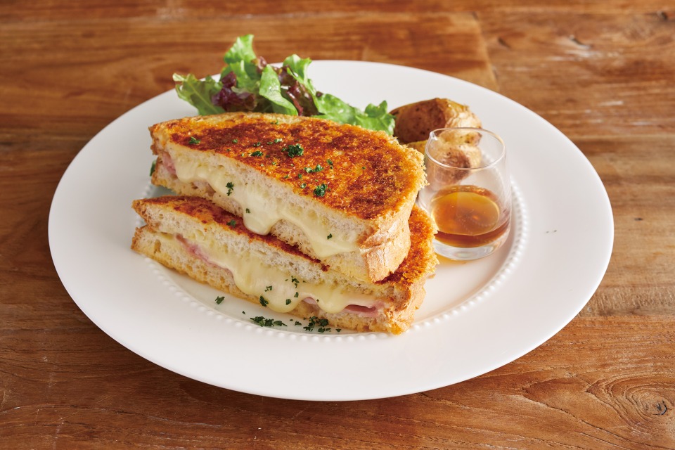 Afternoon Tea TEAROOM