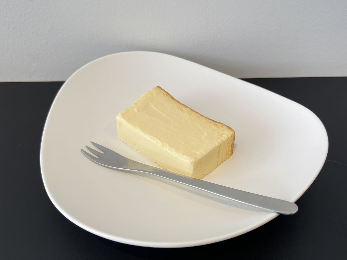 蜂蜜入りレアチーズケーキ 570円