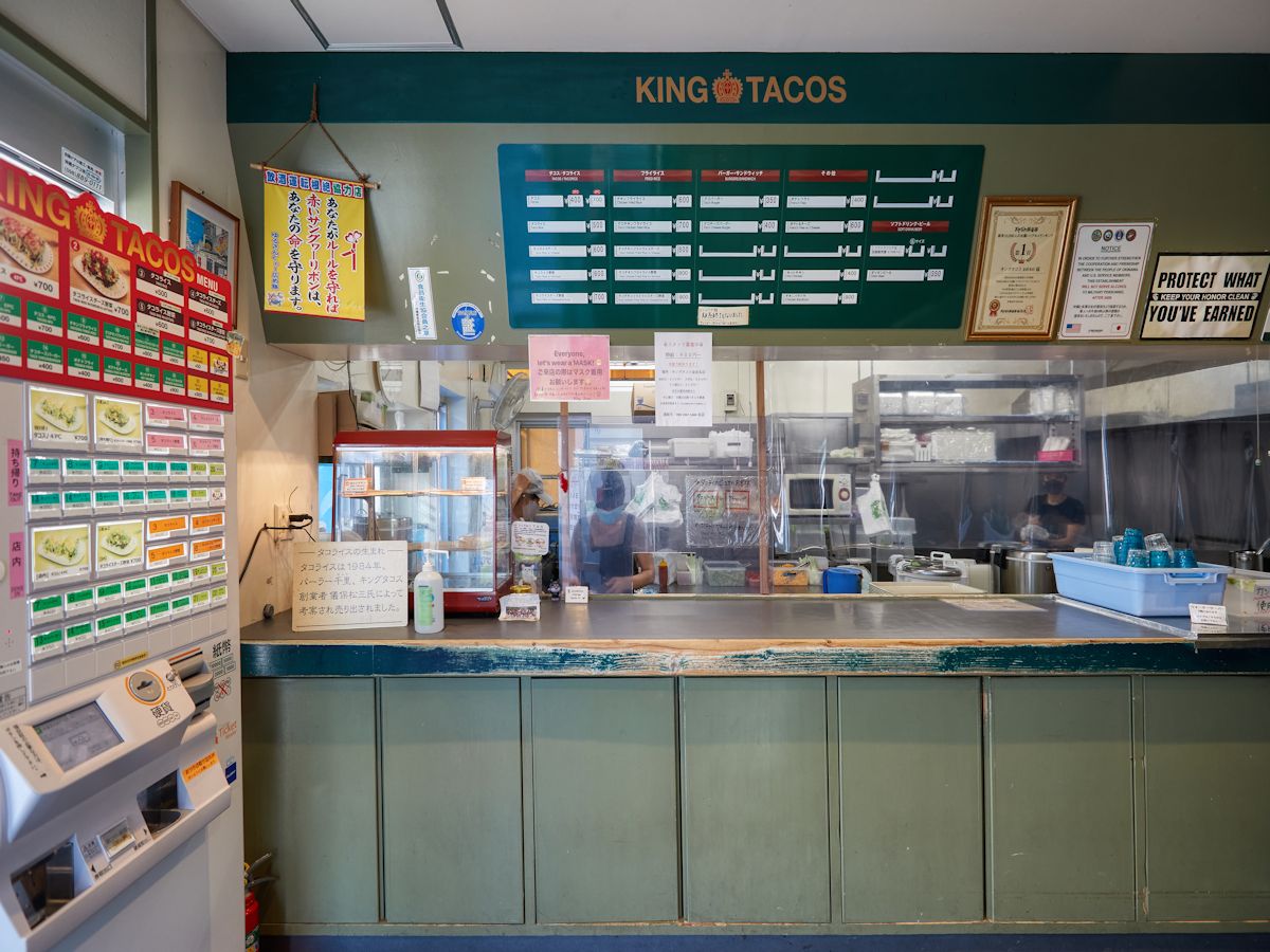 1階はオーダーカウンター