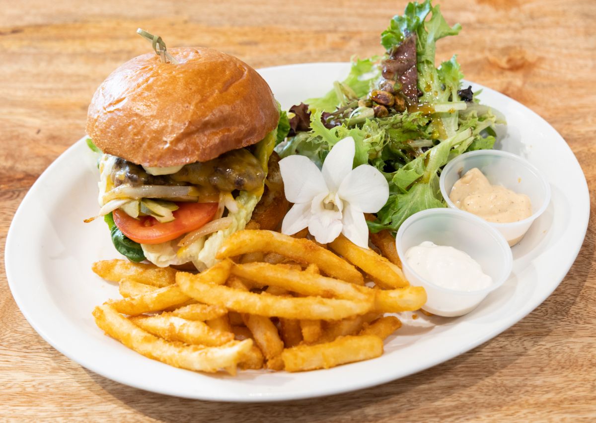 「和牛バーガー」$23.95