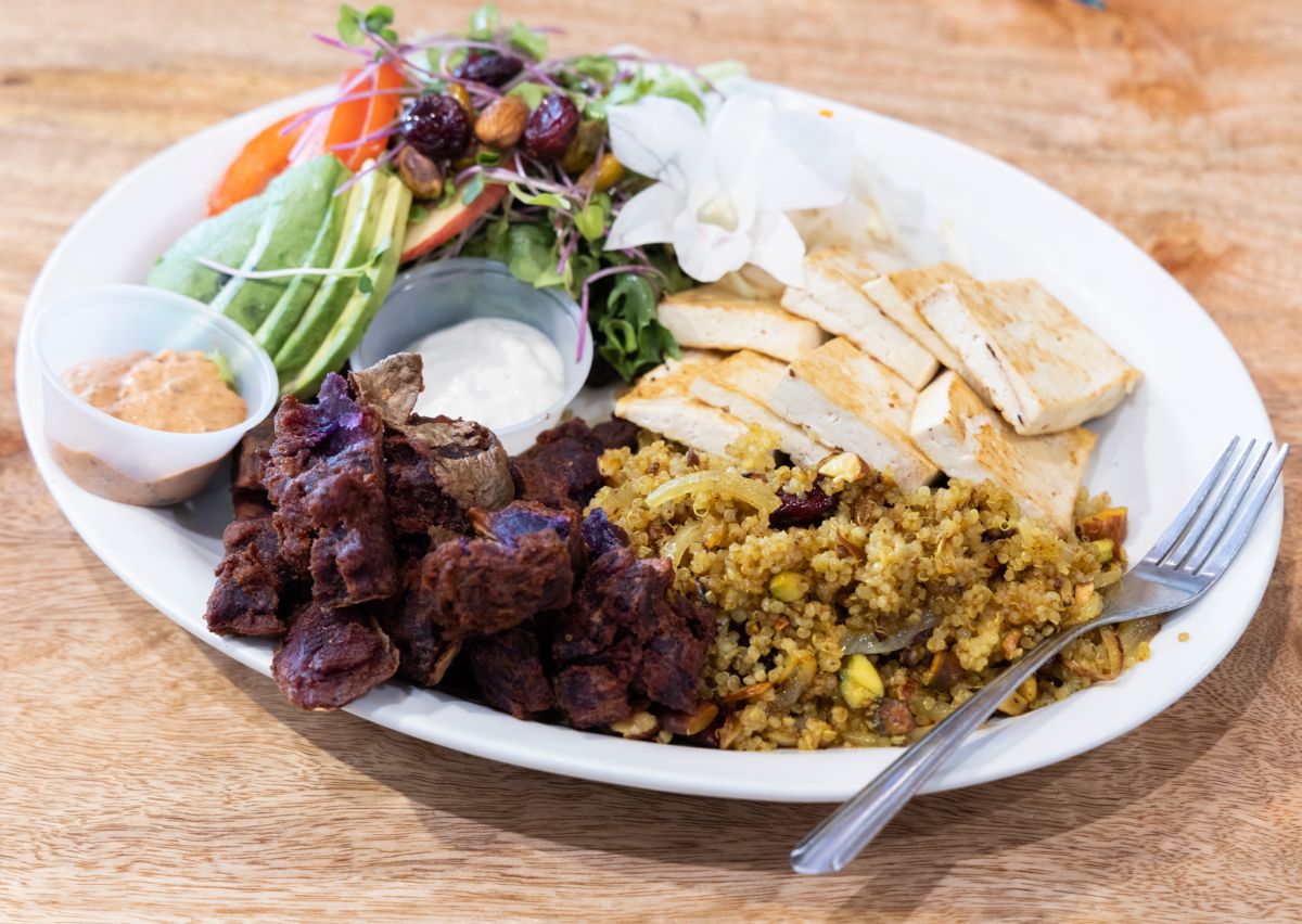 「ヴィーガンカリー・キヌア・プレート」$24.95