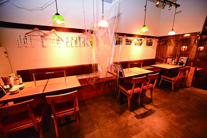 熱海銀座　おさかな食堂　内観