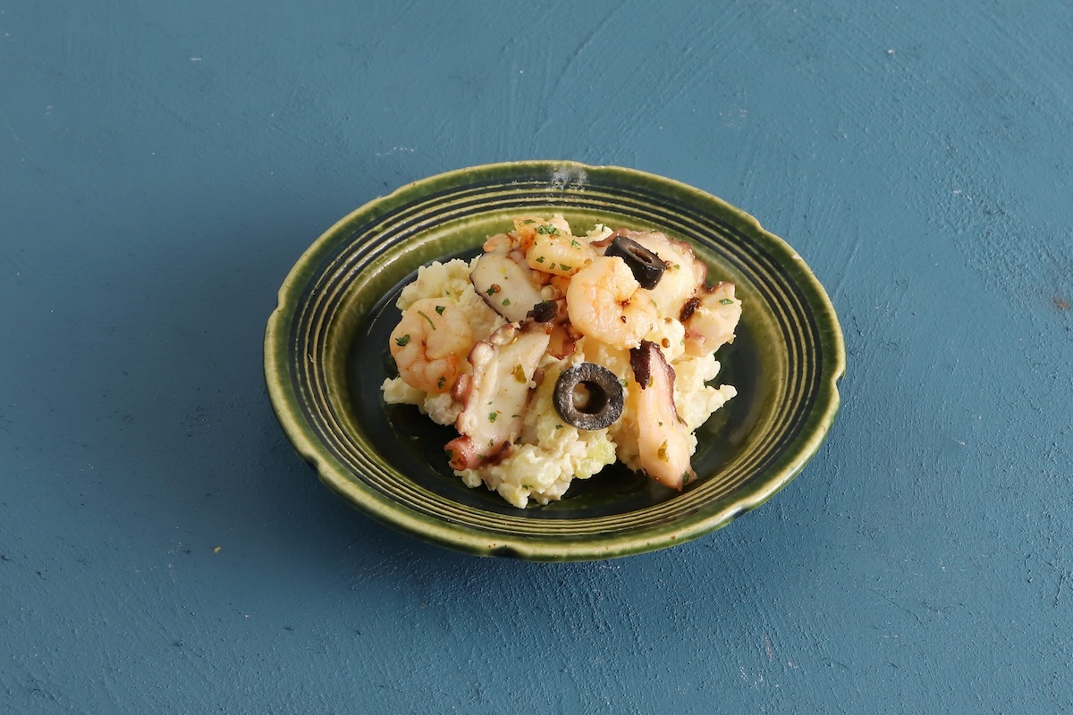 バスク風シーフードポテトサラダ（ヴィパレット） 1パック（123g）　378円