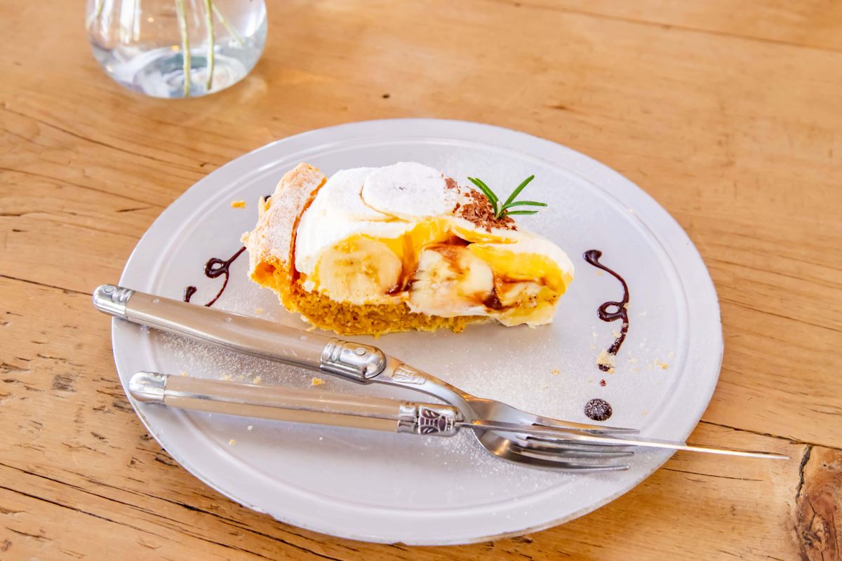 バナナカスタードパイ740円