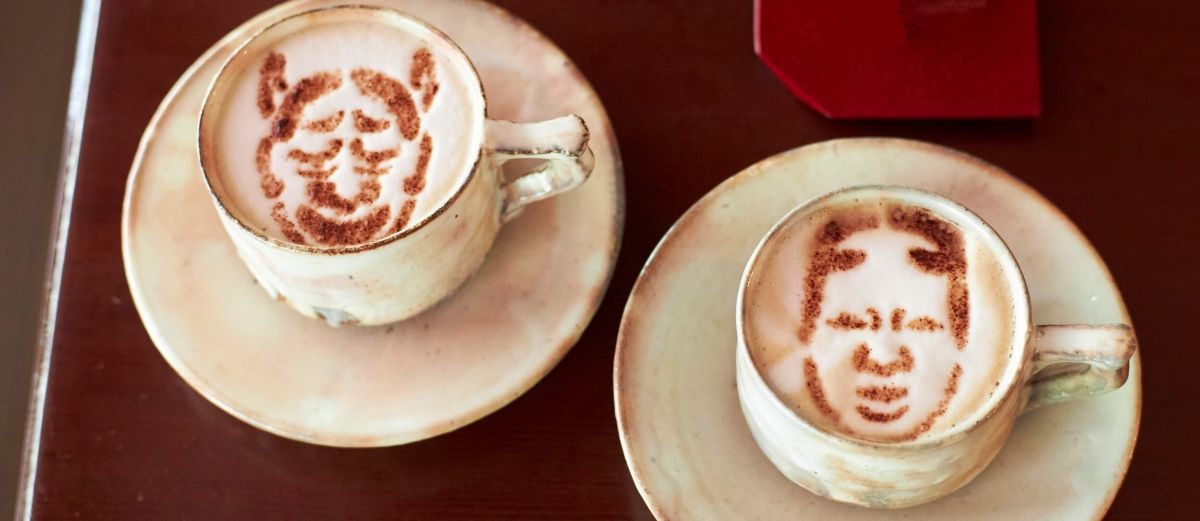 鎌倉・長谷の「能舞台茶寮 神楽」で異世界体験！能舞台を眺めながら能面ラテを♪