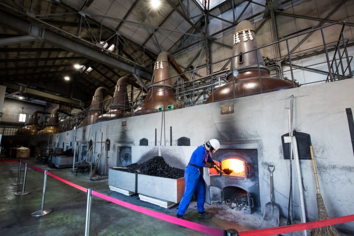 ニッカウヰスキー余市蒸溜所蒸溜棟