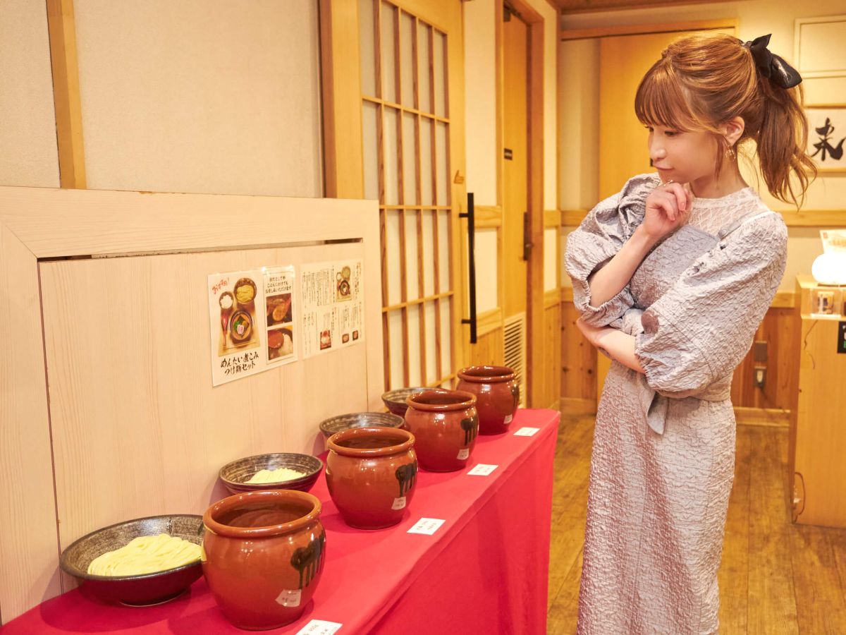 写真手前から「特盛」「大盛」「中盛」「小盛」