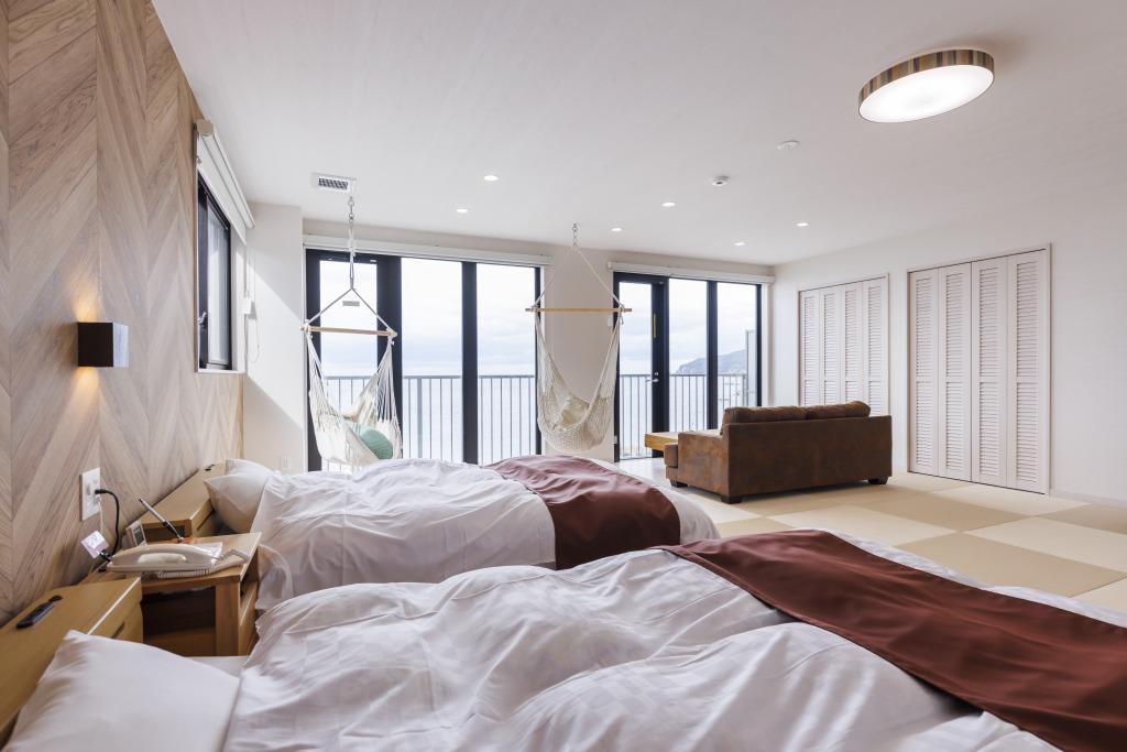 西海岸風のビーチインテリアがお洒落な「渚砂」