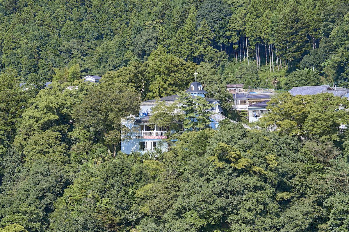 Rose Town Tea Garden