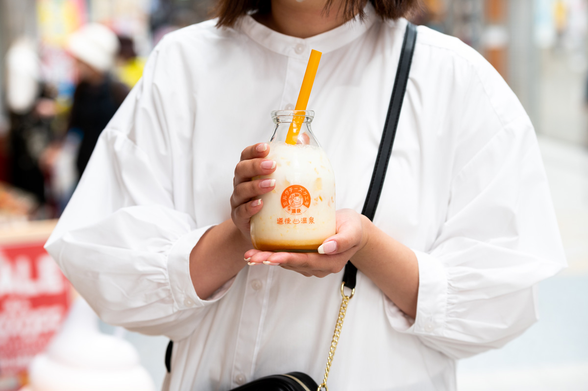 道後ミルクチーズケエキの「湯上りみるく(愛媛みかん)」777円（税込）