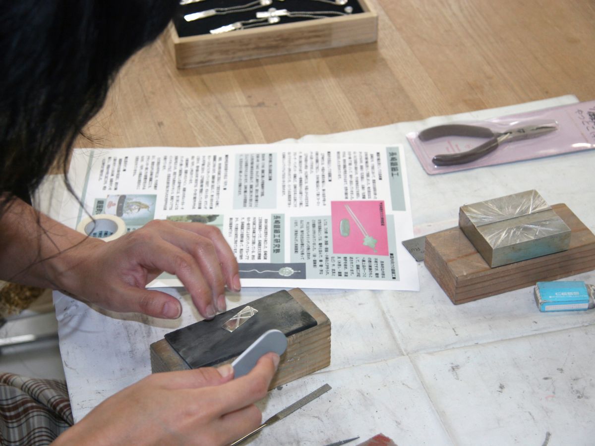 「長崎銀細工アクセサリー作り」1000円