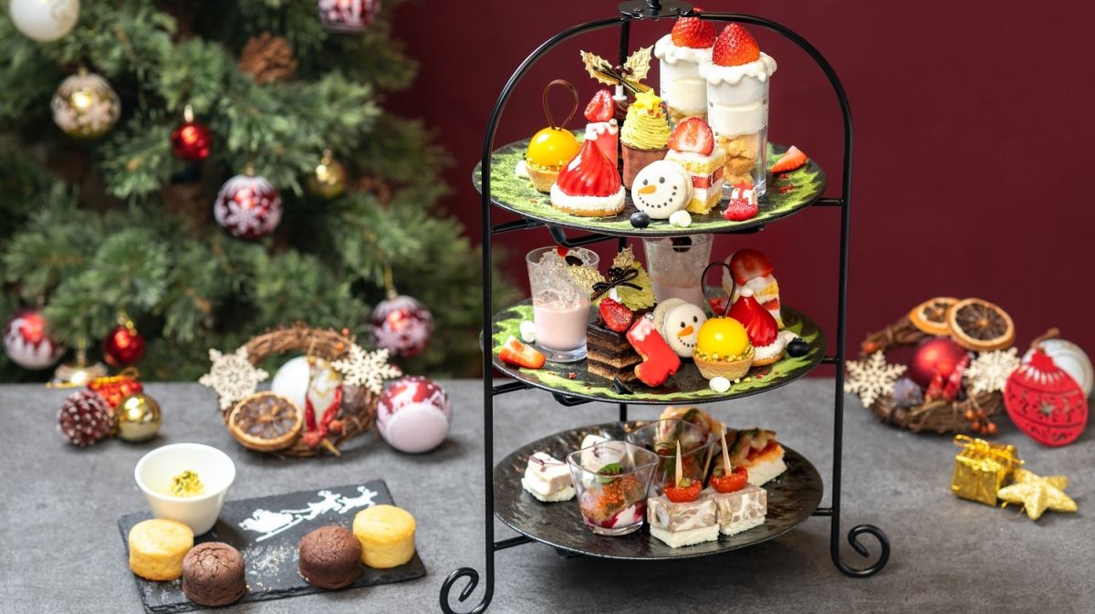 【サンシャインシティプリンスホテル】 “プティフル”なスイーツが目を引く「クリスマスアフタヌーンティー」と彩り鮮やかな「クリスマススイーツブッフェ」をW開催