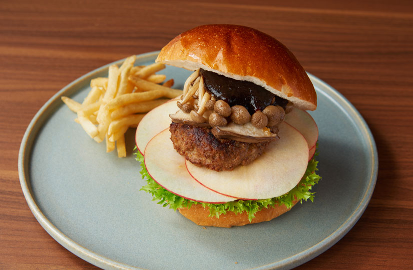 信州牛熟成味噌バーガー 1,180円