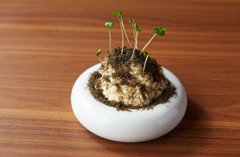 オリジナルのポテトサラダは、もはやアート作品のよう