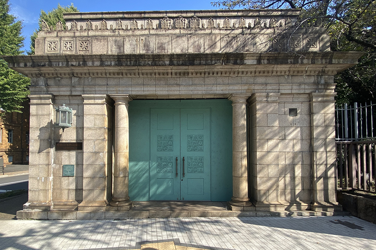 博物館動物園駅跡