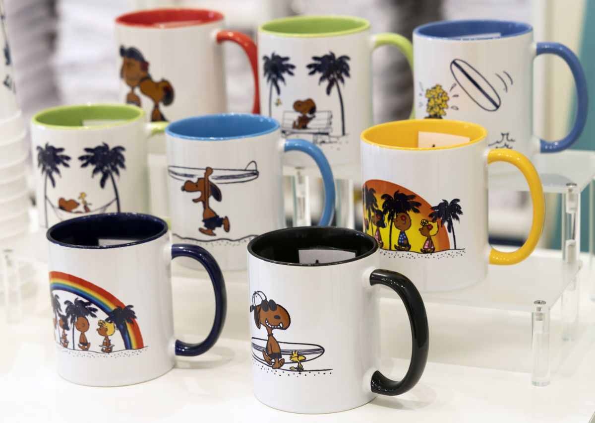 マグカップ各$31