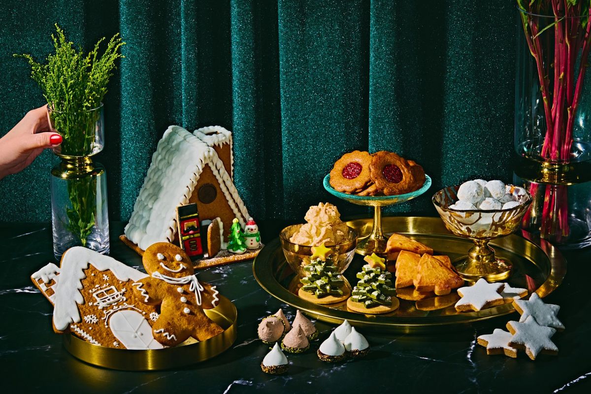 ジャーブレッドハウス（15cm×15cm×13cm、4800円）など