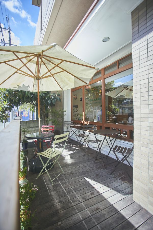 天気の良い日は、テラス席で