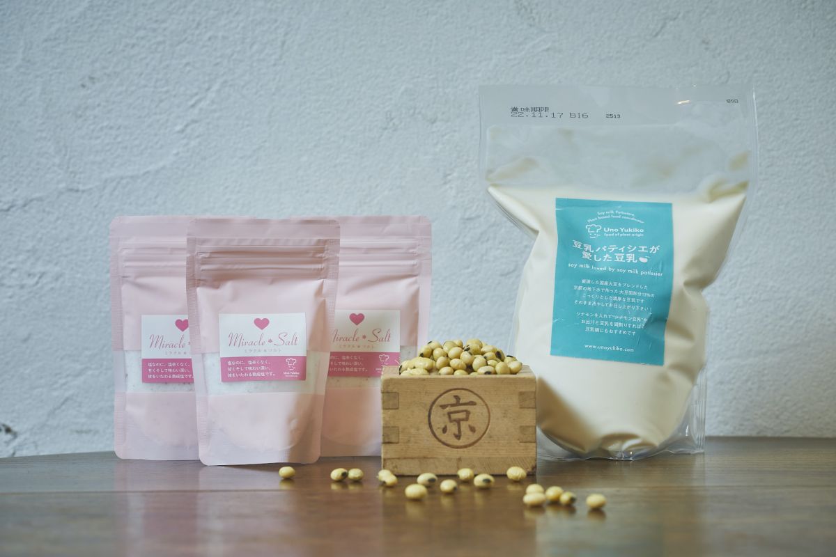 ミラクル＊ソルト、豆乳パティシエが愛した豆乳 各864円