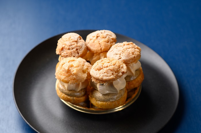 カガ・ブレスト650円