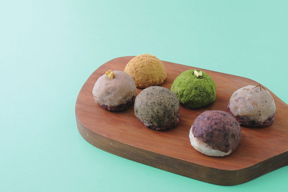 おはぎ　6個990円※種類・価格は時期によって変動　日持ち：翌日