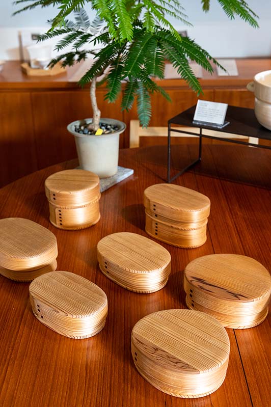 岡林さん曲げわっぱ