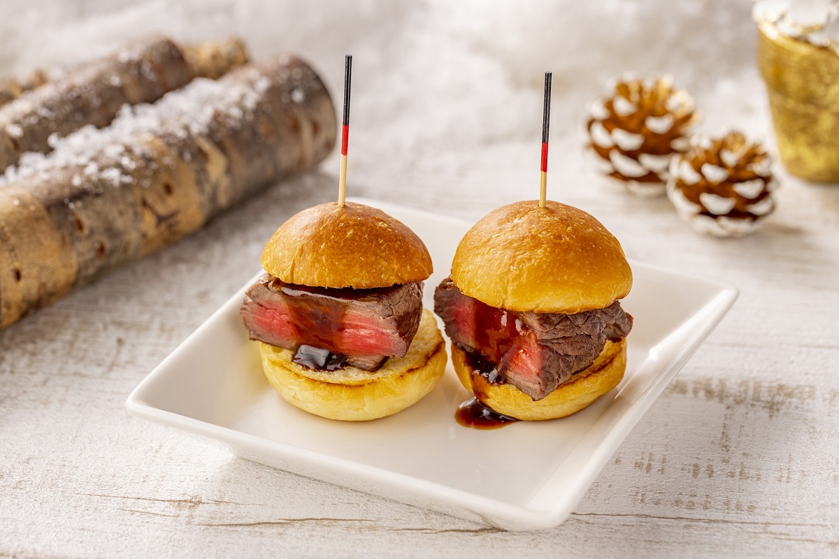 ビーフステーキバーガートリュフソース