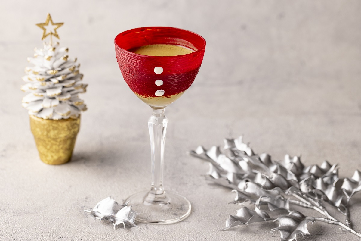 サンタのキャラメルエスプレッソマティーニ