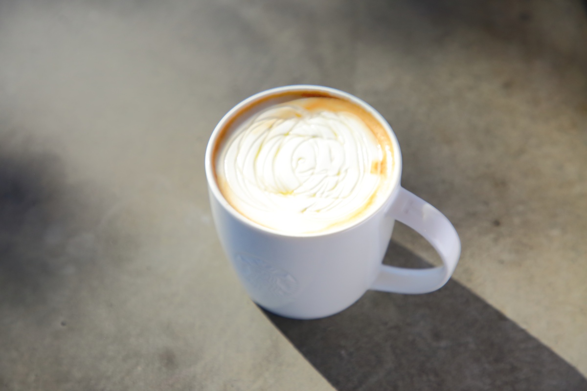 スターバックス コーヒー 奈良鴻ノ池運動公園店