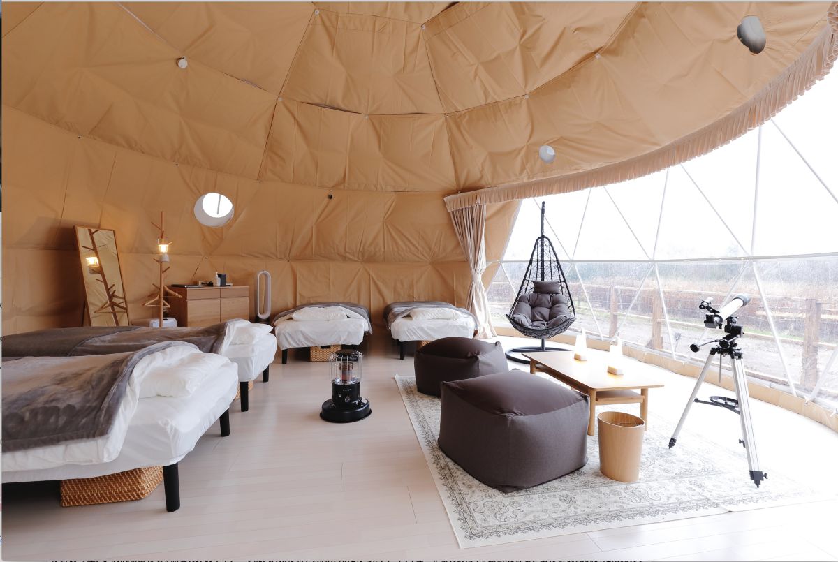 Rokugou Star Forest Glamping Village 4名用テント内観