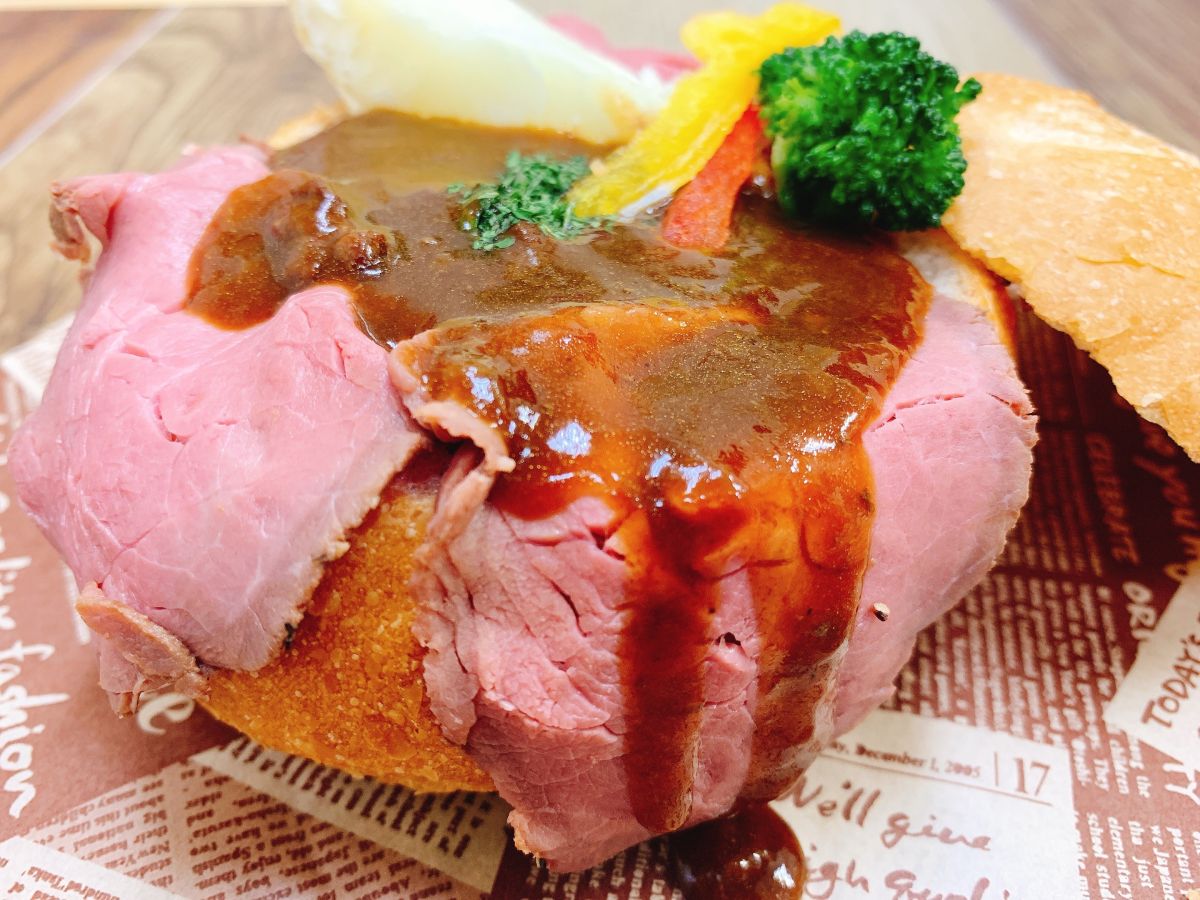 「シチューパングラーシュ～ローストビーフ～」／Paulaner　パウラーナー　1500円