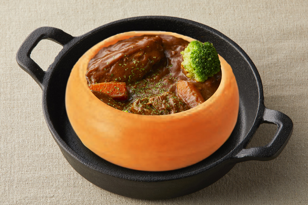 「まるごと！パンde牛タンシチュー」／Krombacher　クロンバッハ　1500円