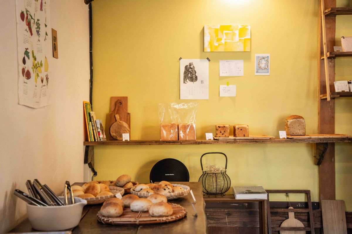 ホタルぱん 内観