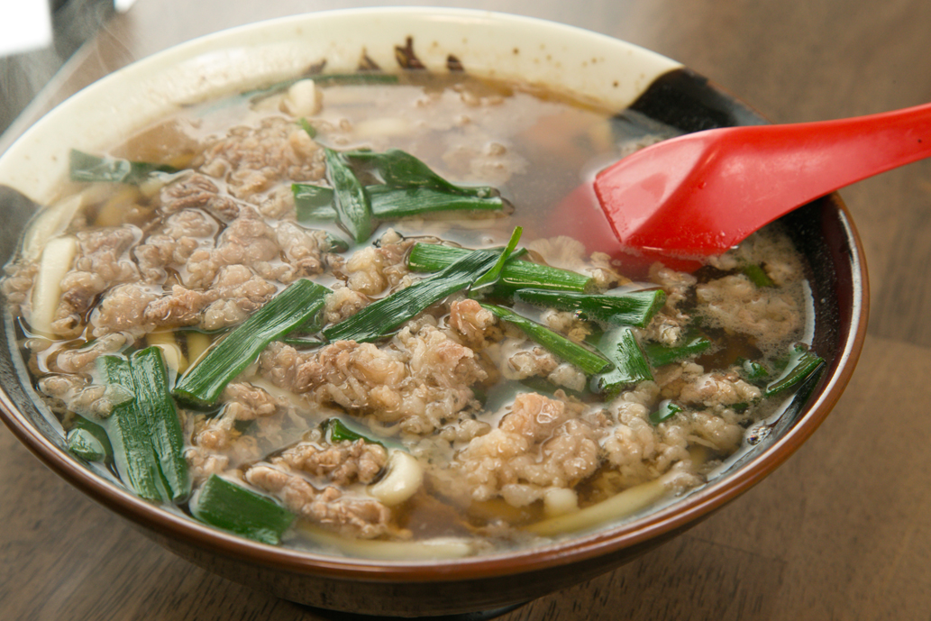 「肉（うどん・そば）」900円